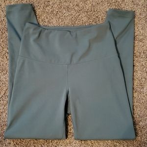 Yogalicious Lux leggings in sage green, size small